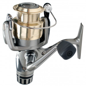 Daiwa Sweepfire Rear Drag Spinning Reels are great quality reels for anglers who are watching their budget. These reels feature a convenient rear drag, Gyro Spin balanced for smooth casts and retrieves, and an ABS aluminum spool for long-lasting durability. Weight: 1.13 LBS Smooth ball bearing drive Line Retrieve/Crank (in.): 29.5 inch Brand: Daiwa