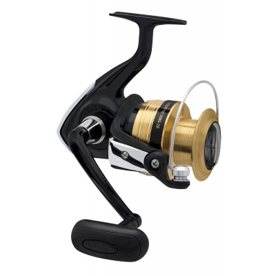 The new Daiwa Sweepfire 5000 2B Spinning Reel is the perfect beginners and holiday surf casters reel. Simple yet tough, the Sweepfire features a graphite composite body and brass gearing for corrosion resistance. Internally its built tough, Daiwas stainless steel ball bearings provide ultra-smooth performance, Digigear for ultimate cranking power and Twistbuster to eliminate line twist. The ABS spool design will release line for high speed casting for incredible distance, then when hooked up the ultra-smooth powerful drag lets you land the fish of a lifetime. If you love the sun, sand and salt of our surf coastline plus want tocatch that fish of a lifetime, then the new Sweepfire 5000 is the reel for you. Daiwa Sweepfire 5000 2B Spinning Reel Features: Graphite body and side plate Digigear II Twistbuster Gear ratio: 4.6 (99cm) Ball bearings: 2 Weight: 620g Drag: 8kg Spool capacity: 6.4kg/370m
