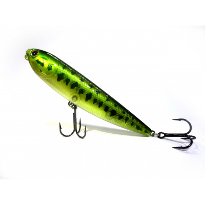 KUNSTAAS LUCKY CRAFT SAMMY 100 BABY BASS Walking the Dog action can be difficult to achieve with some top water baits. SAMMY makes it easy. Combine its easy to achieve "Walk the Dog" action with the spitting action of a popper and SAMMY gives you unsurpassed top water performance. But that's not all. Add the bass calling, glass rattles and the ultra natural coloring to top water bait that can be cast a long distance, and SAMMY becomes a must for all tackle boxes! SAMMY has already accounted for victories at the various tournaments within the past three years. It has real scale pattern on the body which is good for cloudy weather.