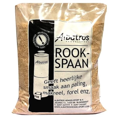 Albatros Smoke Moth extra fine are wood chips that are ideal for smoking your fish and meat. The wood chips give your meat a unique taste. Albatros Smoke Moth extra fine is suitable for your smoker.