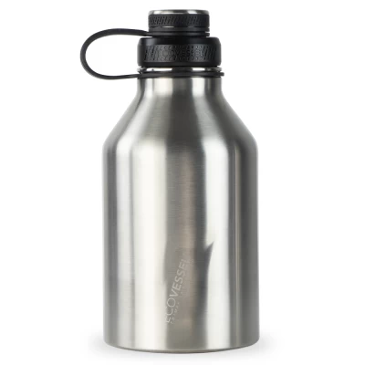THE BOSS stainless steel growler is ready to fill with 64 ounces of ice-cold craft beer from the brewery or fresh hot coffee from home or your neighbourhood coffee shop. This bottle is vacuum insulated and tested to keep iced liquids cold for up to 36 hours and hot for up to 8 hours, thanks to our TriMax triple insulation technology. We've added a stainless steel infuser that can be removed. Fill the infuser with leaves if you're a tea lover, and THE BOSS will become your favourite tea maker. Pour some wine into the growler on a hot summer day or evening, add pieces of oranges, limes, and pineapple, and enjoy a delightfully chilled sangria that will stay cool all day.