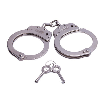 The UZI-HC-PRO-S Professional Stainless Steel Double-Lock Handcuffs meets NIJ standards and specs and a stainless steel construction with a double-locking mechanism and (20) locking positions. (2) keys included. Comes in silver. UZI combines advanced technical concepts with innovative designs to produce products used and trusted by the Army, Secret Service and Special Forces. Since its launch in the 1950s, UZI has become one of the world's most famous firearm brands and a 20th century icon.
