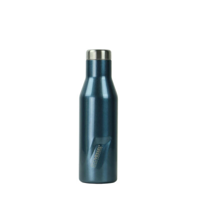 Classy, sleek, and thoughtfully designed, the ASPEN insulated water bottle offers a cool look with practical features that you'll appreciate the more you use it. It features our signature TriMax® Triple Insulation and will keep your drinks cold for up to 80 hours and hot for up to 16 hours. Our Reflecta™ lid is insulated and lined with stainless steel, enhancing temperature retention and preventing drinks from touching plastic. The lid utilizes internal threading, so the rim is smooth for a comfortable drinking experience. This versatile stainless steel water bottle is ideal for any drink, from cold water to hot coffee – even enjoy it filled with your favorite cocktail or wine that will stay fresh and at the right temperature for hours. Plus, choosing a reusable water bottle cuts down on single-use plastic consumption! The ASPEN’S combination of style and performance is unmatched.