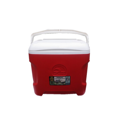 The perfect on-the-go size for picnics, beach days and quick road trips, this fully insulated 30-quart cooler keeps your drinks and snacks cold in the heat and hauls it all in a slim, ergonomic shape that's super easy to carry. Curved back hugs your body for ultimate carrying comfort Cool riser technology improves cooling performance by elevating cooler body from hot surfaces Swing-up handle has 3 grab/carry points for great leverage and easy one-handed carrying Molded-in side handles for optional two-handed lifting and loading Measurements (WxDxH) in cm: 46.7 x 42.7 x 42.7